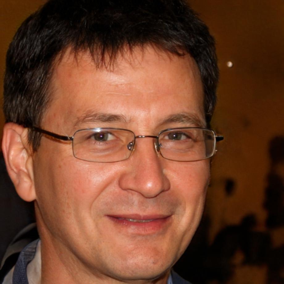 Tobias Kellner, Gründer und Finanzexperte bei firosteloa